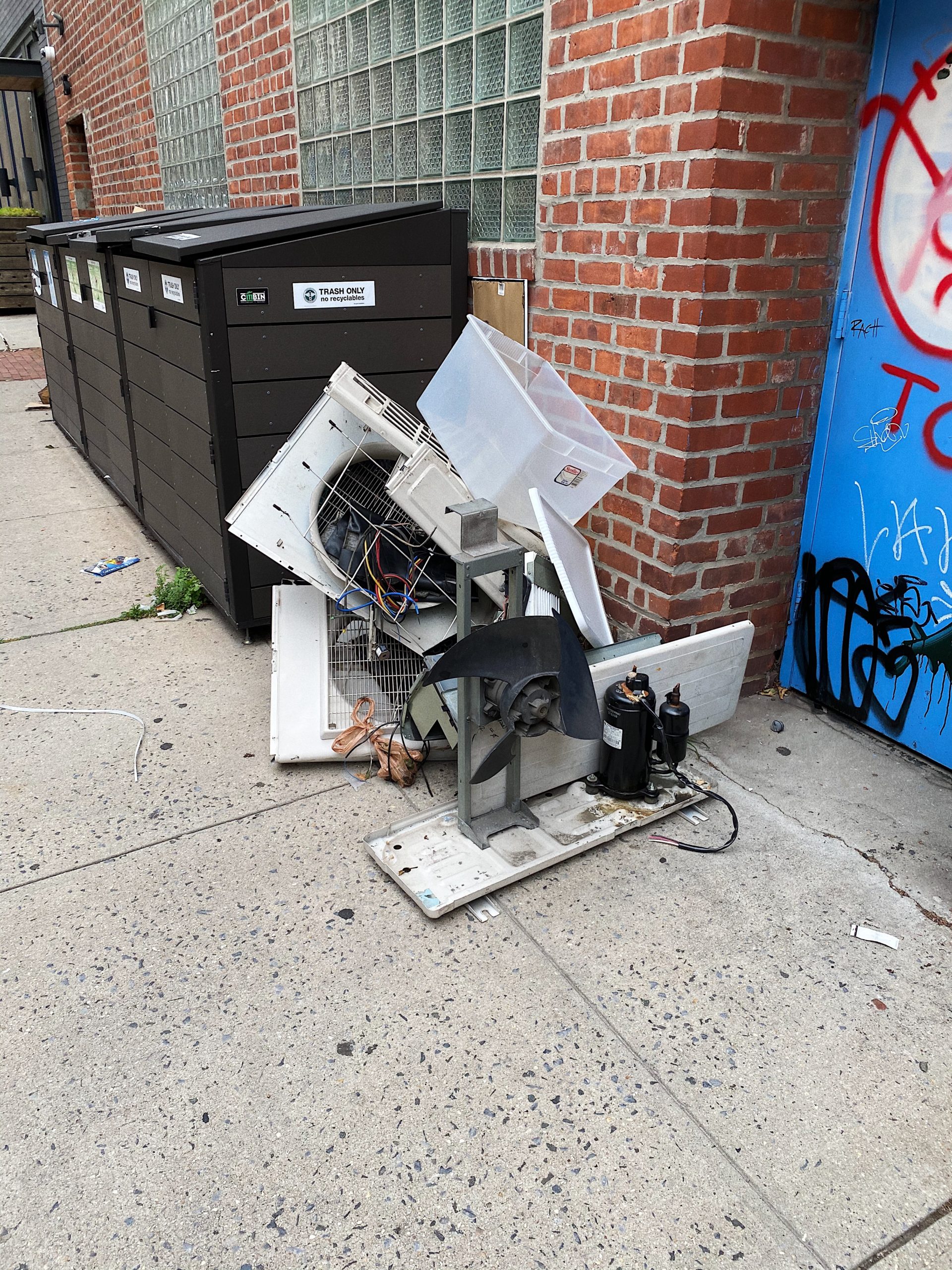 Air Conditioner Deconstructivism